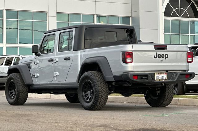 Certified 2022 Jeep Gladiator Sport image 5