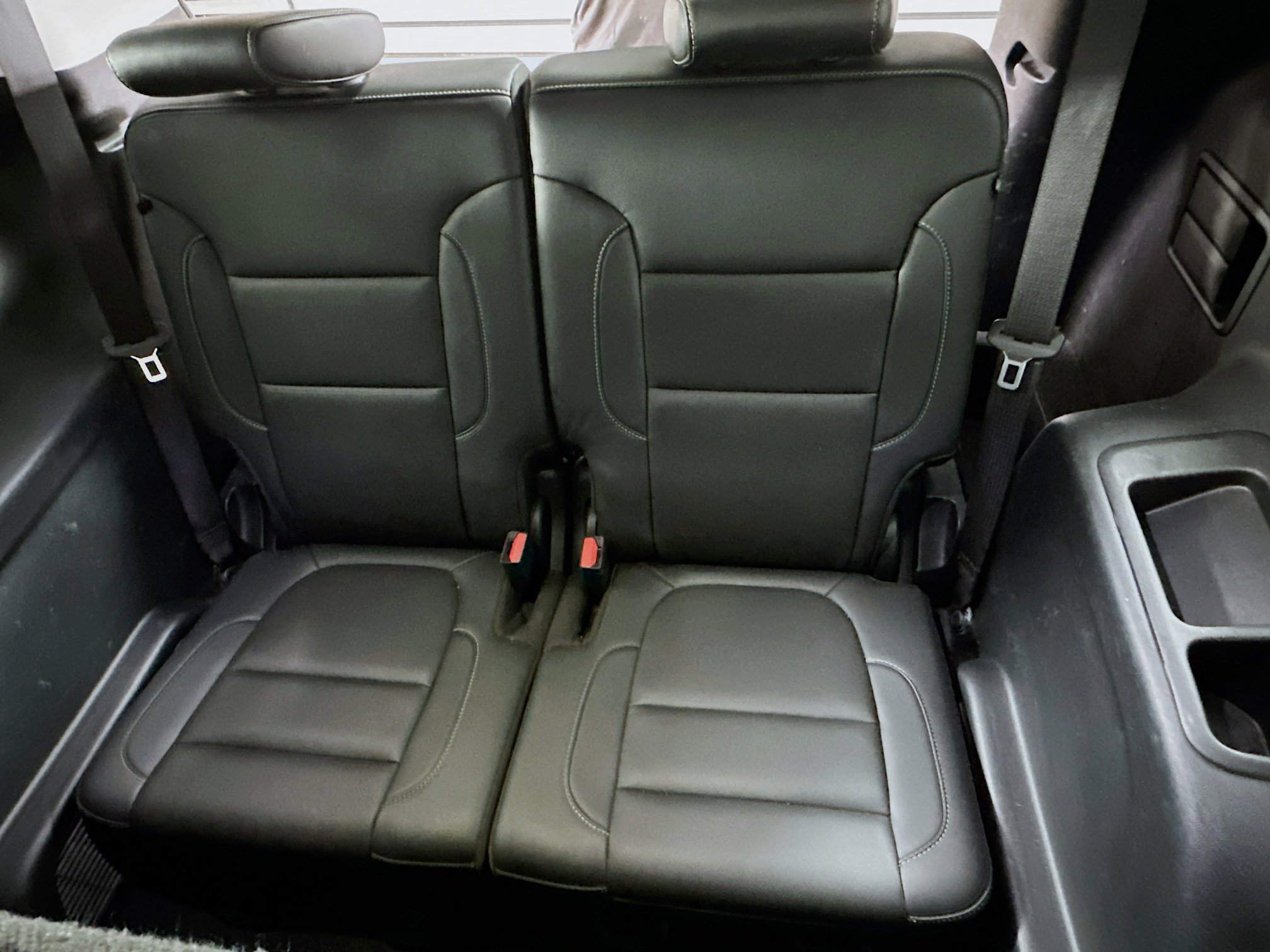 Used 2023 GMC Acadia SLT image 27