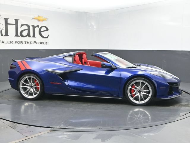 New 2027 Chevrolet Corvette Grand Sport w/ Z52 Sport Performance Package RWD image 1