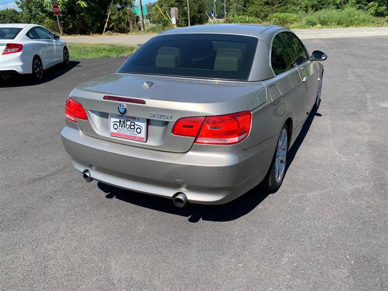 Used 2009 BMW 335i Convertible image 17