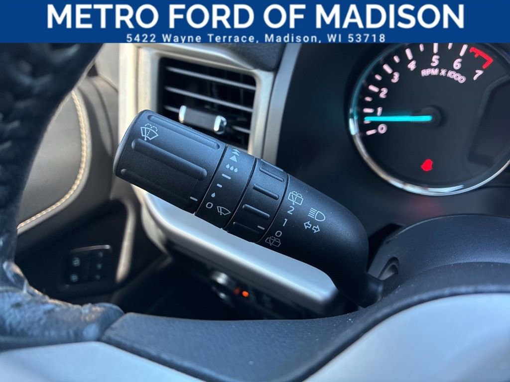 Used 2022 Ford Expedition XLT image 30