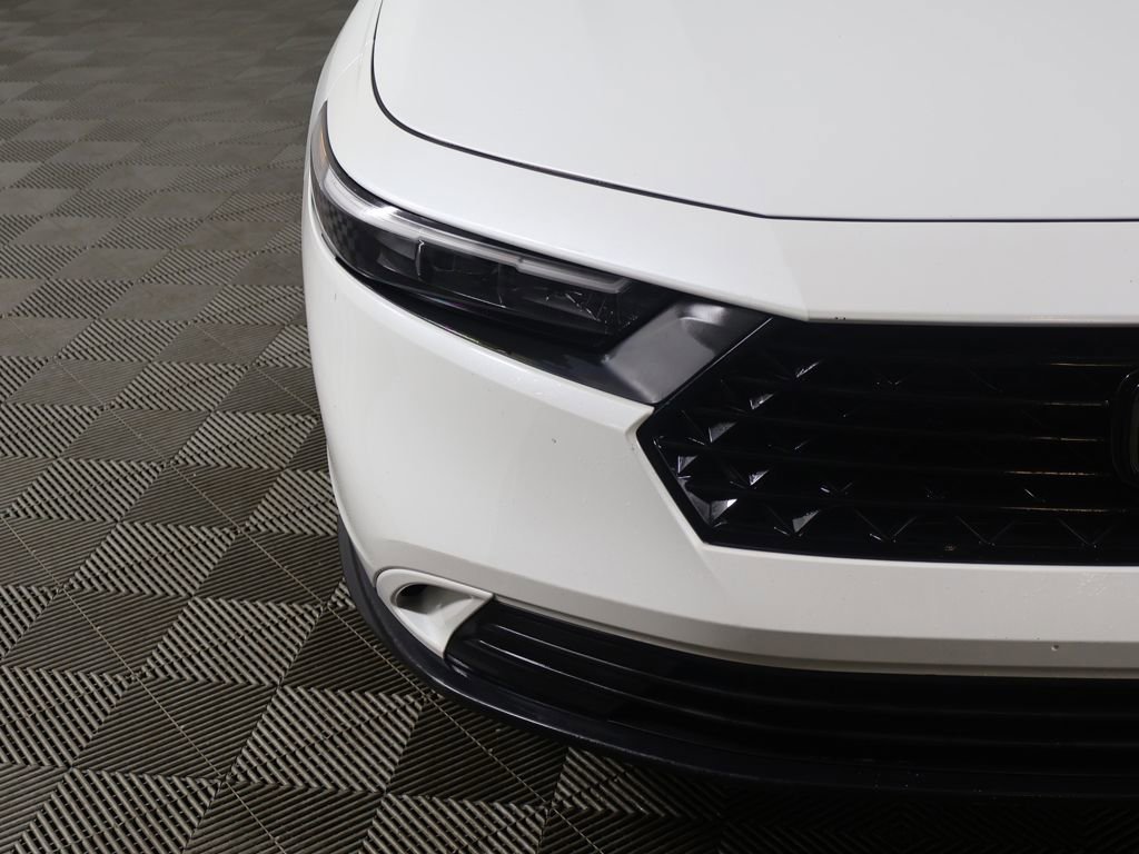 Used 2023 Honda Accord EX image 12