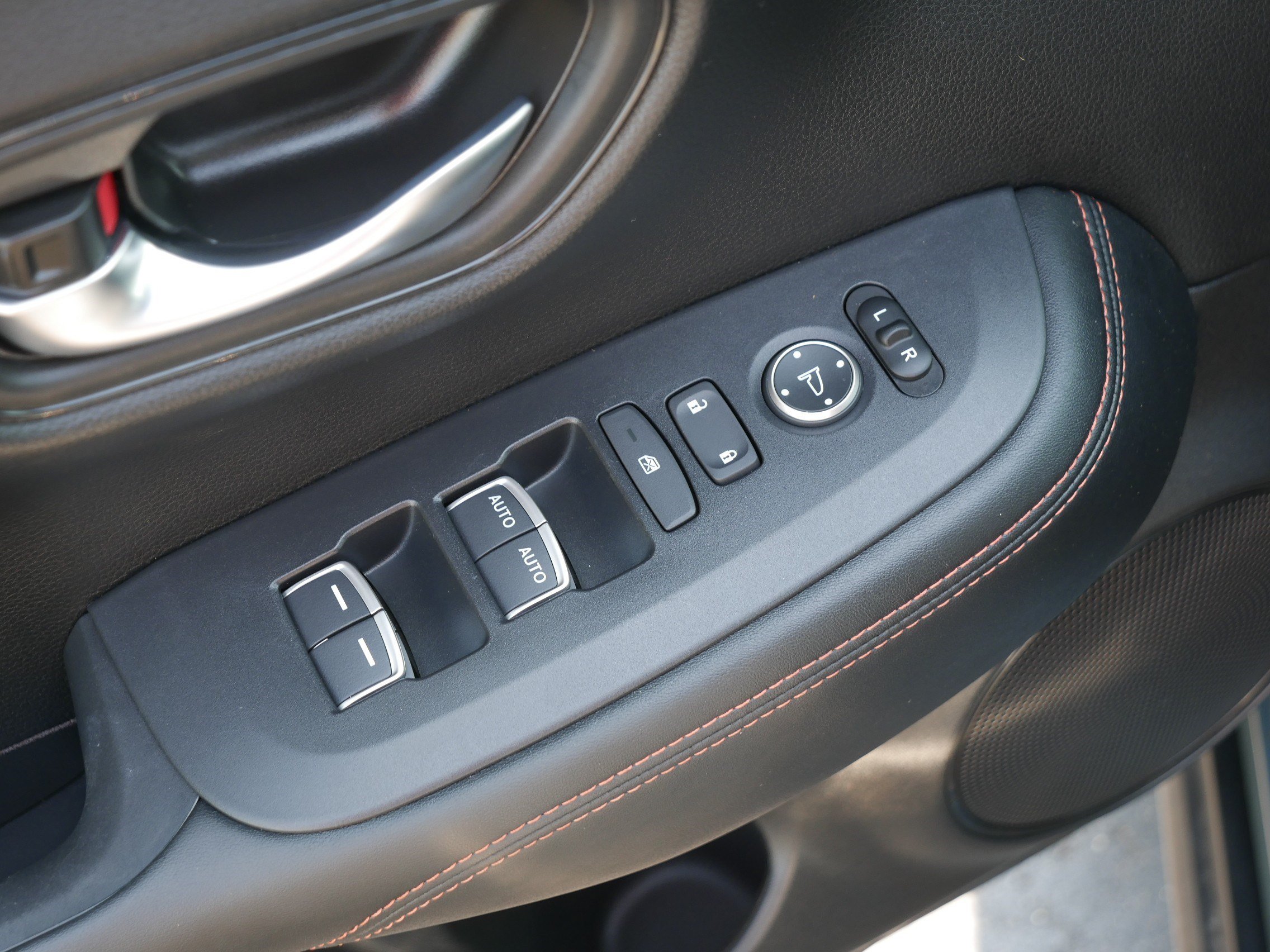 Used 2024 Honda HR-V Sport image 19
