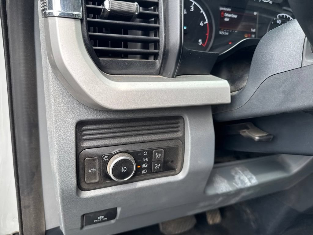 Used 2025 Ford F350 XLT AWD/4WD image 12
