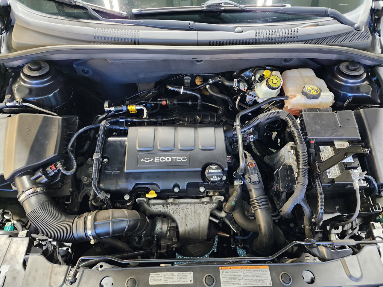 Used 2016 Chevrolet Cruze LT image 35