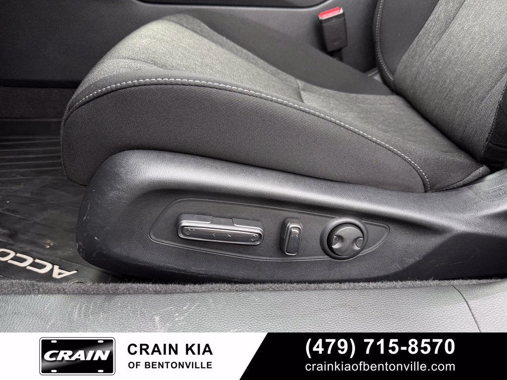 Used 2024 Honda Accord EX image 11