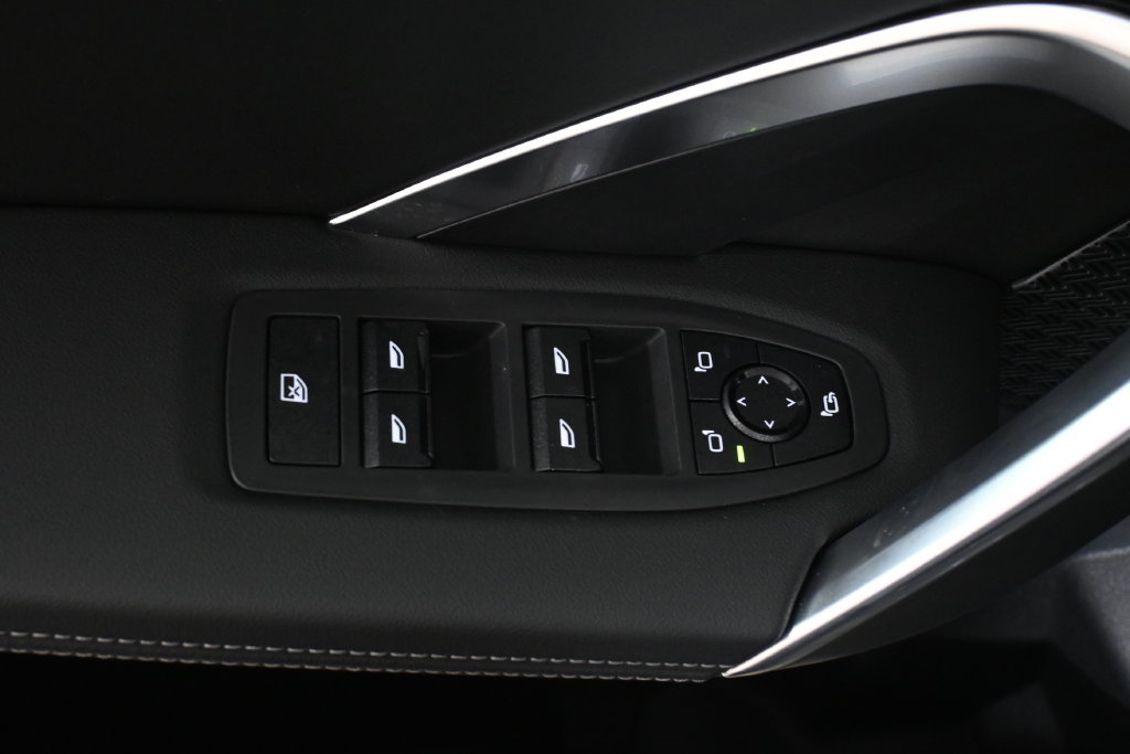 New 2027 BMW X1 xDrive28i AWD/4WD image 26