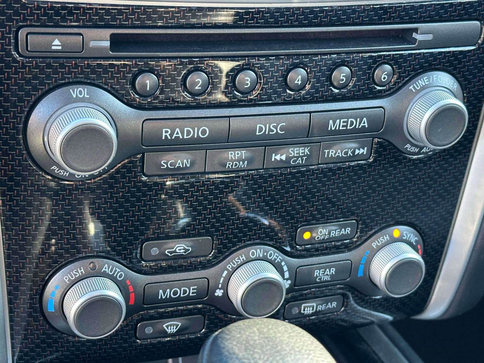 Used 2019 Nissan Pathfinder SL image 28