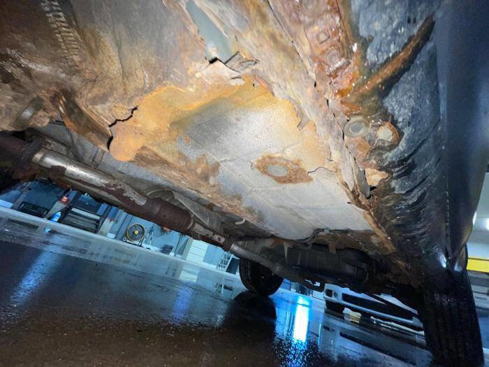 Used 1998 Toyota RAV4 2WD 4-Door image 12