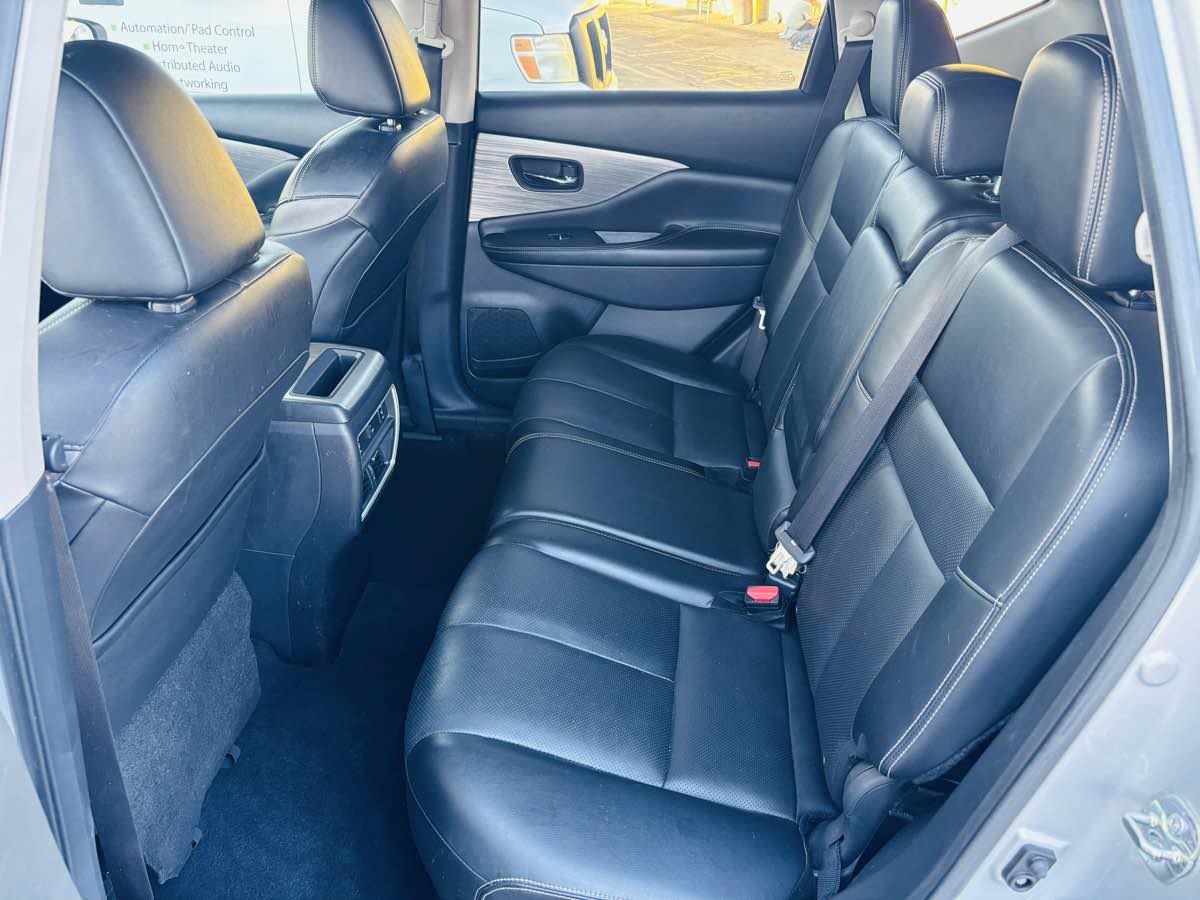 Used 2018 Nissan Murano Platinum w/ Cargo Package FWD image 13
