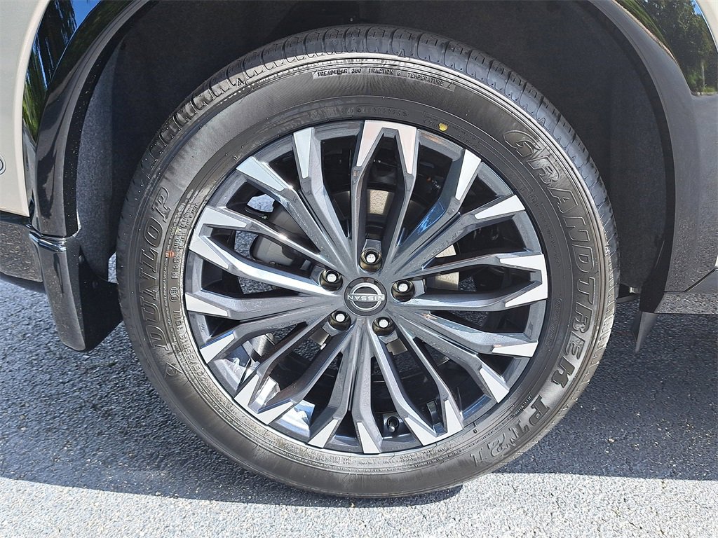 New 2026 Nissan Rogue Platinum image 8