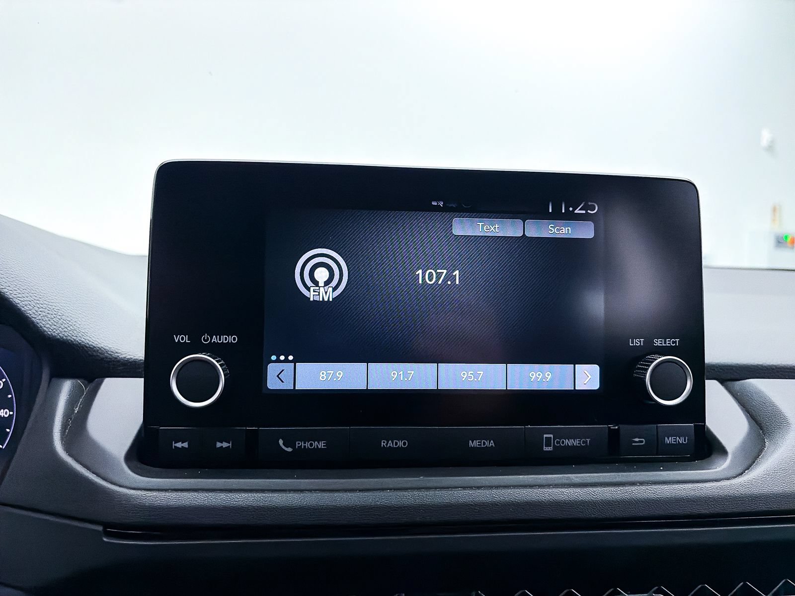 Used 2024 Honda Accord EX image 21