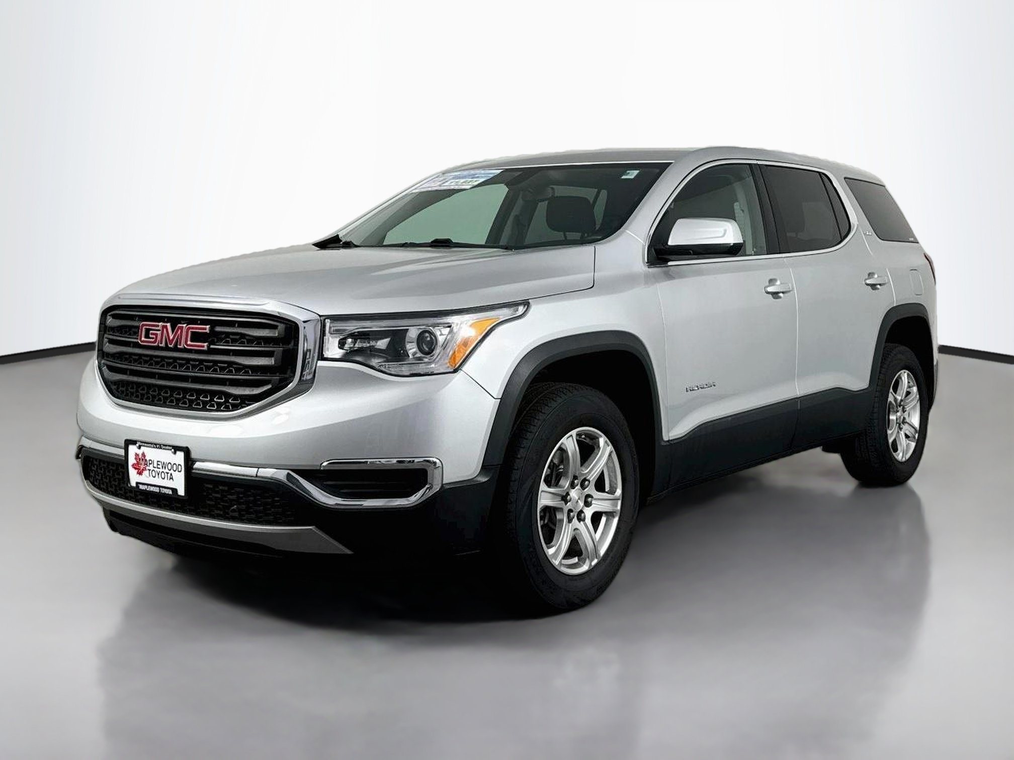 Used 2017 GMC Acadia SLE FWD image 3