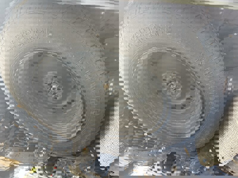 Used 2017 Kia Sorento LX w/ LX Convenience Package image 22