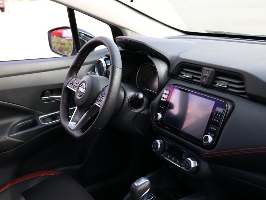 New 2025 Nissan Versa SR image 19