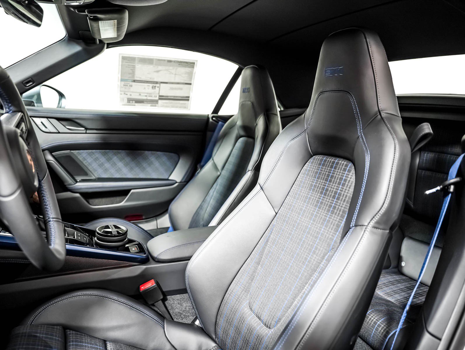 New 2026 Porsche 911 Carrera T RWD image 5