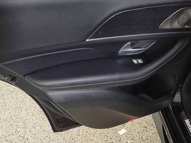 Used 2025 Mercedes-Benz GLE 350 4MATIC w/ AMG Line Exterior image 17