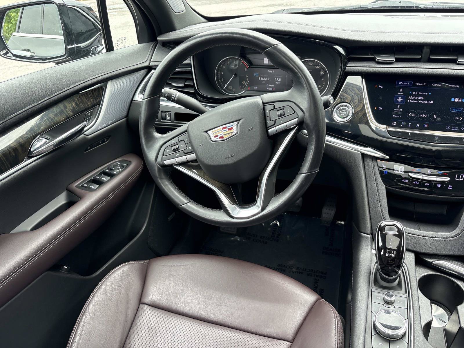 Used 2020 Cadillac XT6 Premium Luxury FWD image 27
