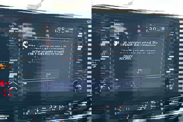 Used 2024 Toyota Sienna LE image 23