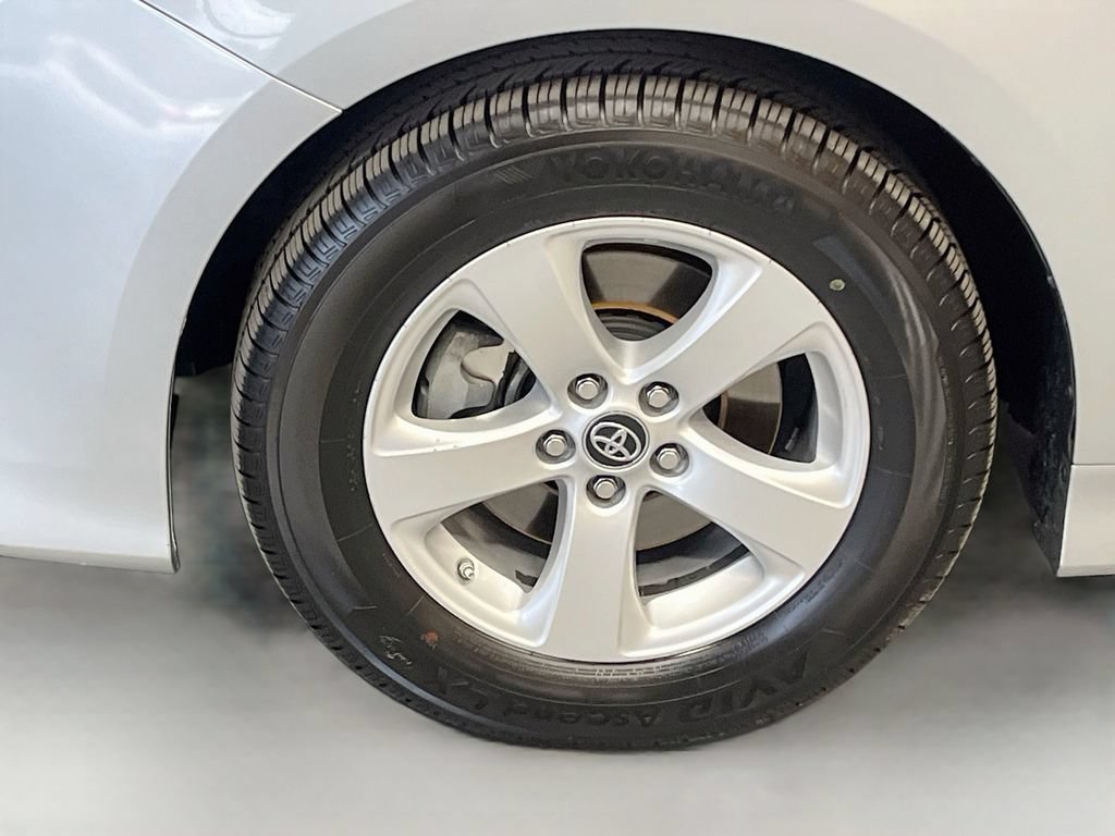Used 2019 Toyota Sienna LE FWD image 30