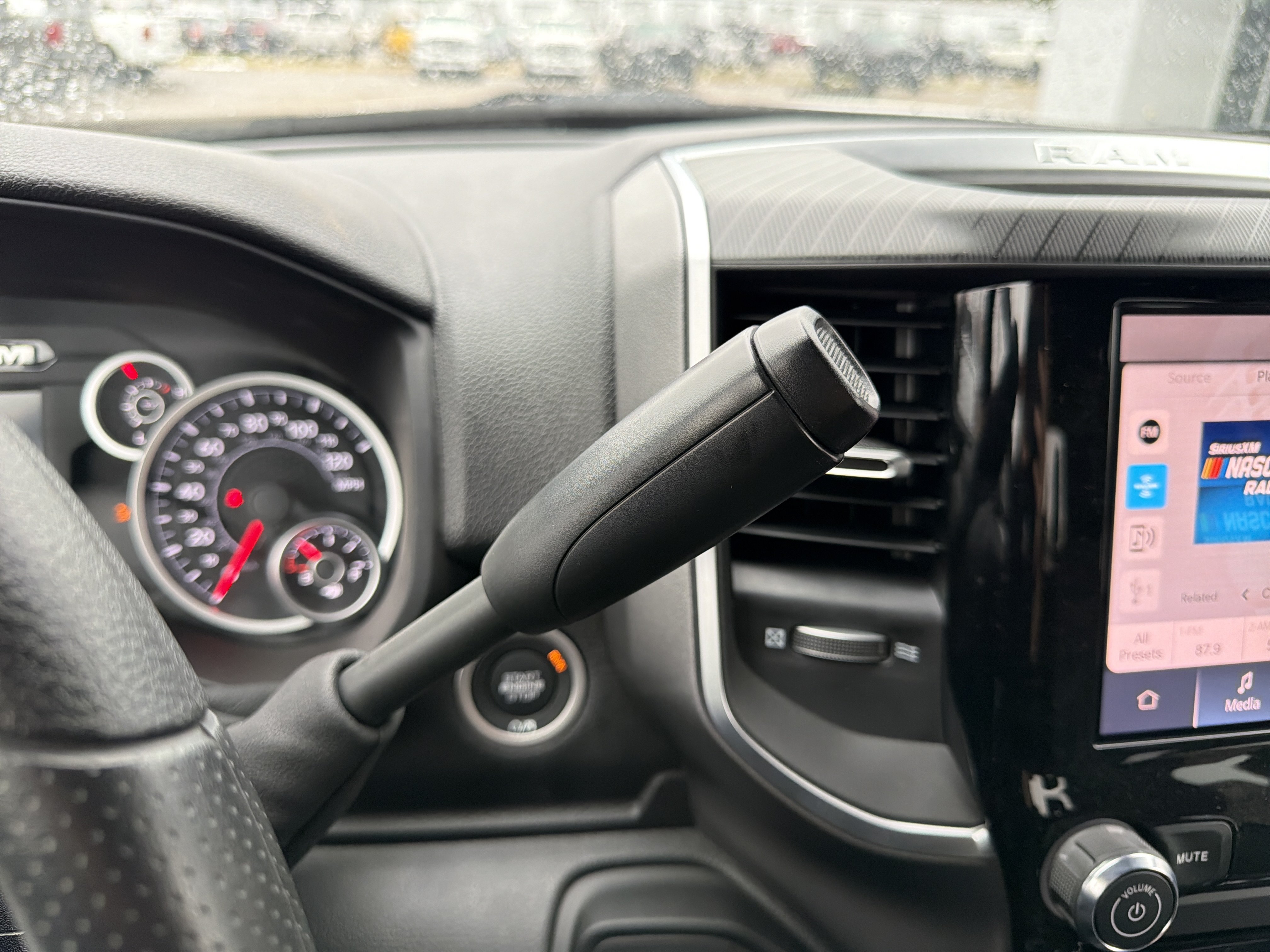 Used 2025 RAM 3500 Big Horn AWD/4WD image 26