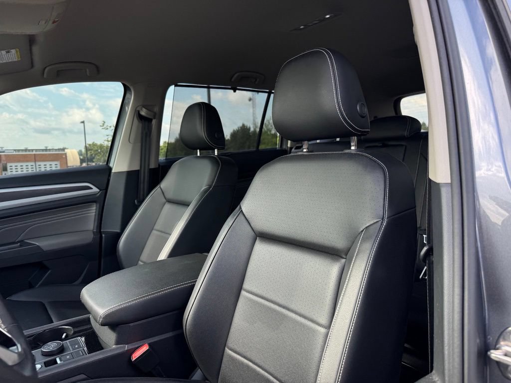 Used 2023 Volkswagen Atlas SE AWD/4WD image 7