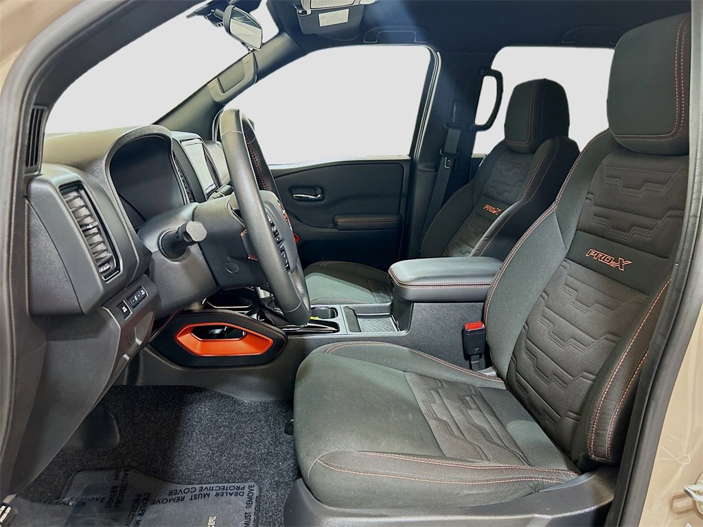 Used 2024 Nissan Frontier Pro-X image 18