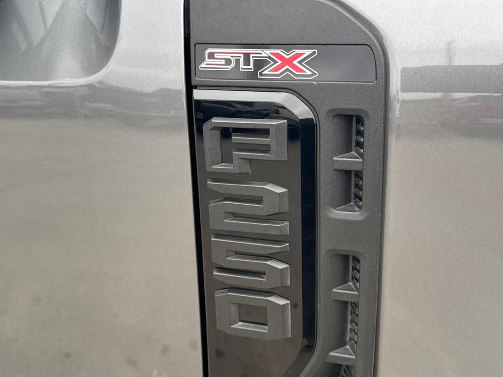 Used 2024 Ford F250 XL w/ STX Appearance Package image 5
