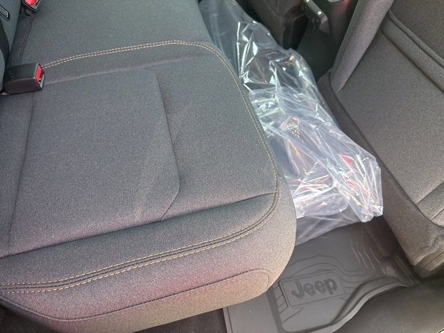 New 2025 Jeep Wrangler Unlimited Sport image 32