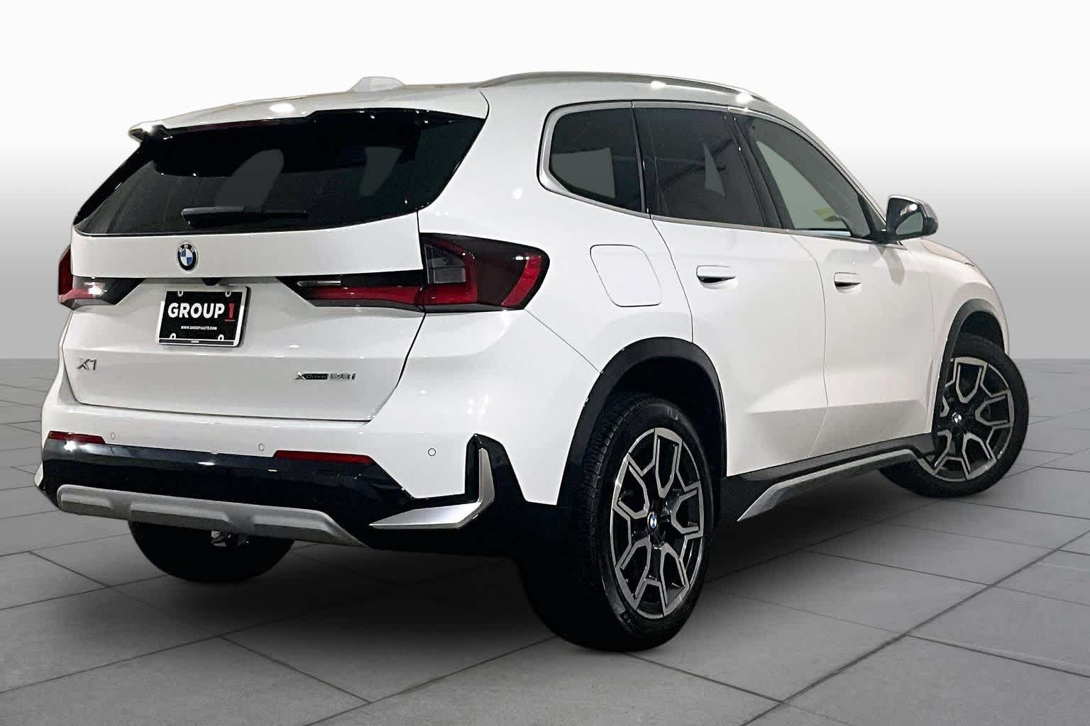 Used 2024 BMW X1 xDrive28i w/ Premium Package AWD/4WD image 12