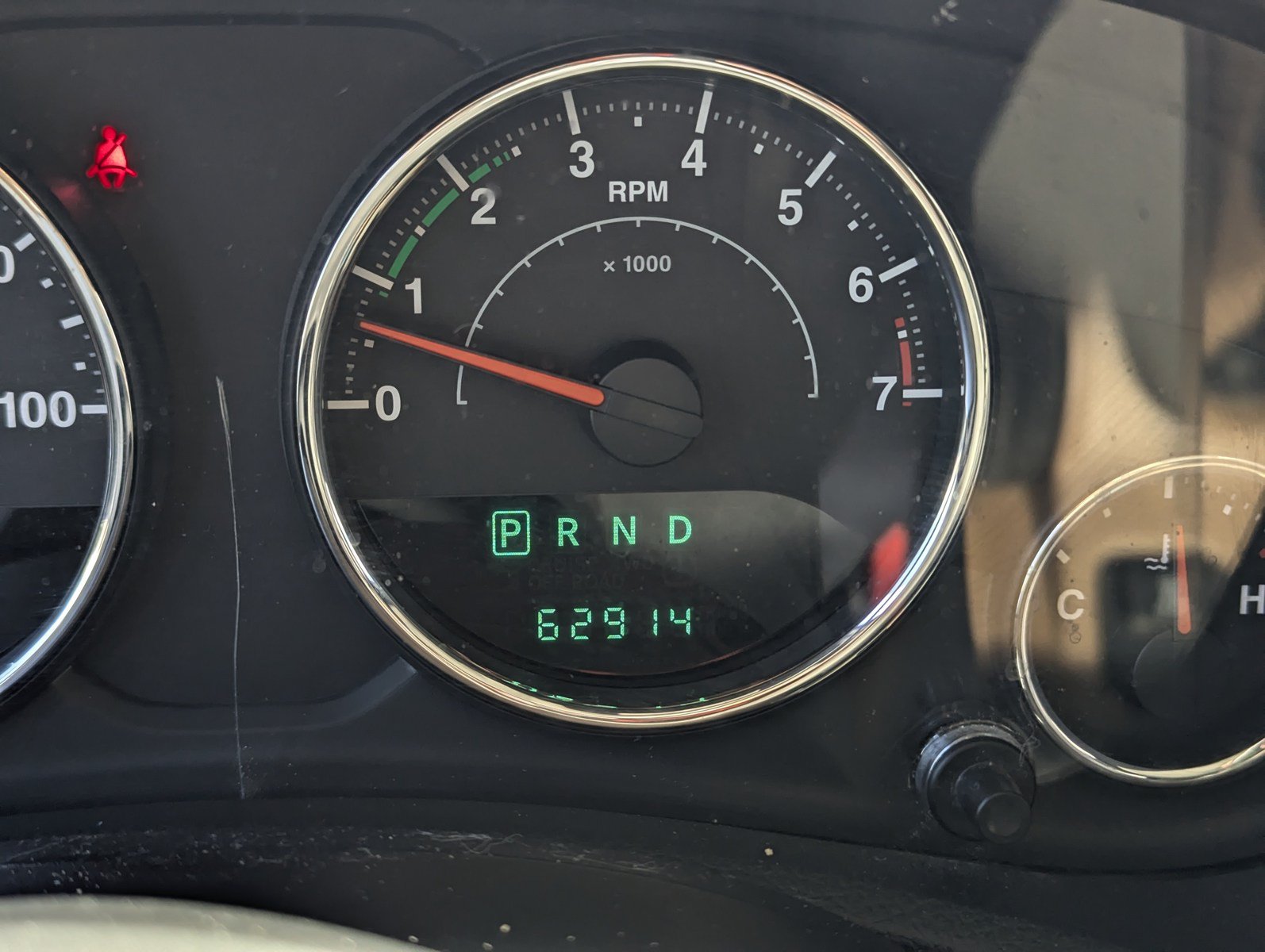 Used 2014 Jeep Wrangler Unlimited Rubicon w/ Connectivity Group AWD/4WD image 13