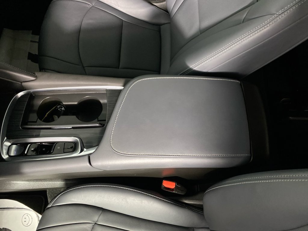 Certified 2023 Buick Enclave Essence w/ Trailering Package, 5000 lbs. AWD/4WD image 20