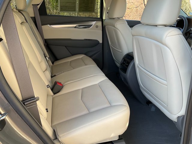 Used 2018 Cadillac XT5 Luxury w/ Driver Awareness Package image 20