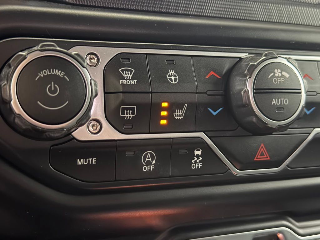 Used 2018 Jeep Wrangler Unlimited Sport S AWD/4WD image 23