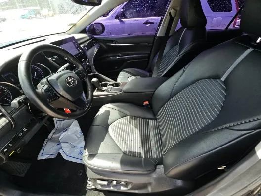 Used 2021 Toyota Camry SE w/ Convenience Package image 9