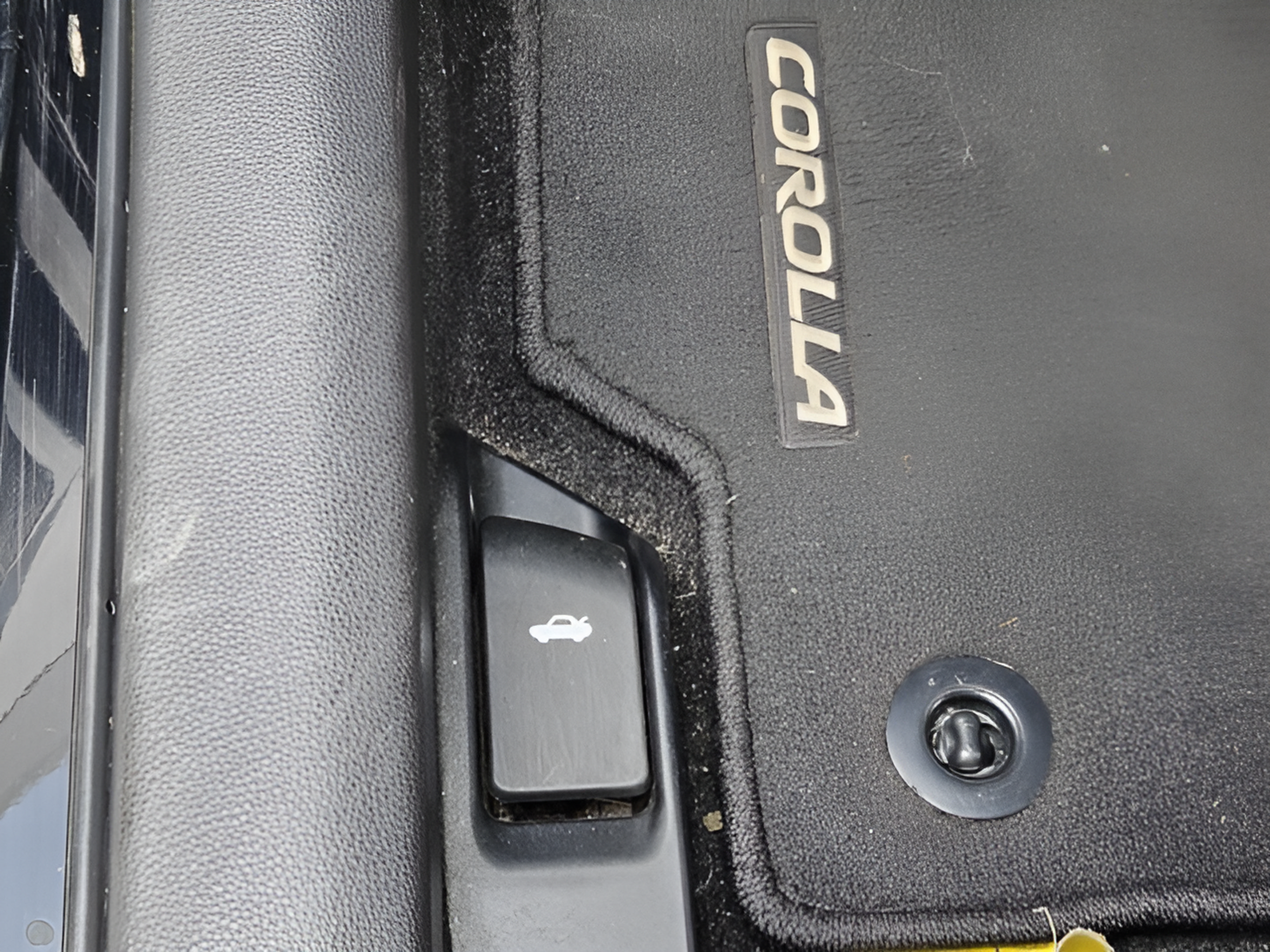 Certified 2023 Toyota Corolla XLE FWD image 15