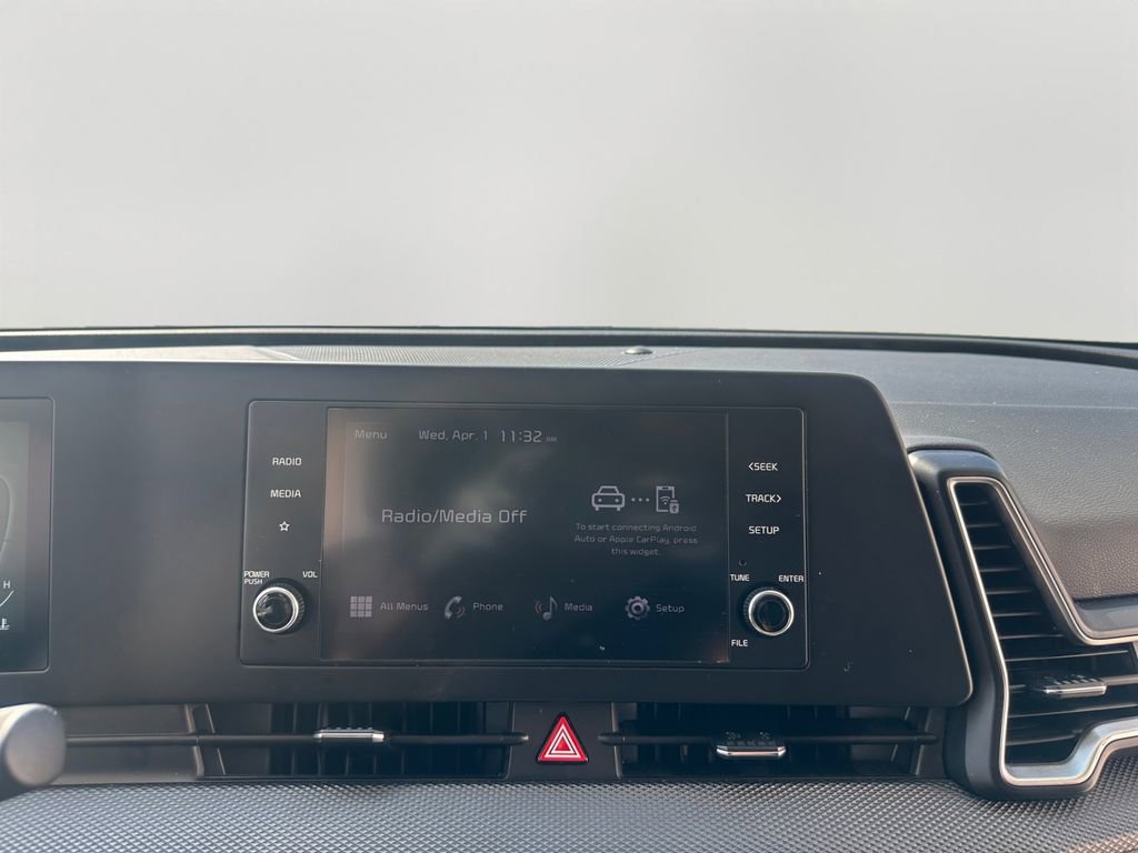 Used 2024 Kia Sportage LX image 15