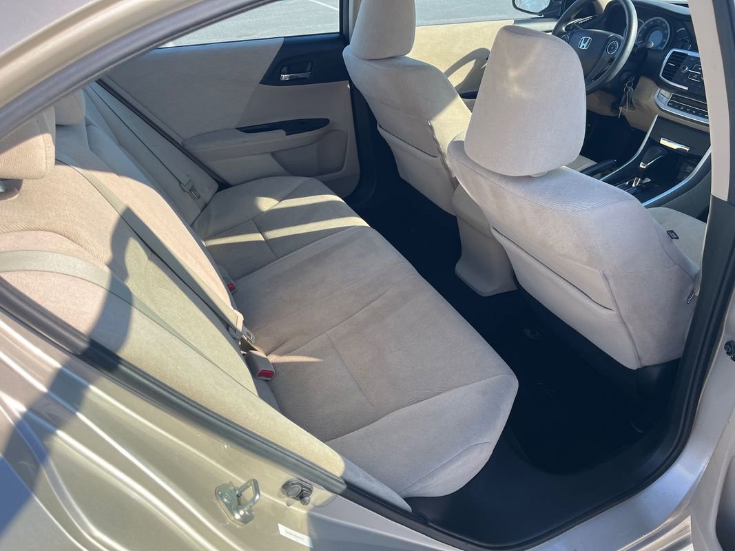 Used 2013 Honda Accord LX image 24