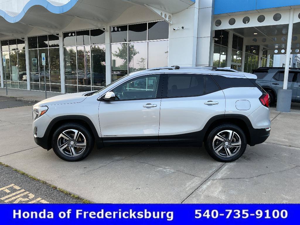 Used 2020 GMC Terrain SLT w/ Preferred Package AWD/4WD image 2