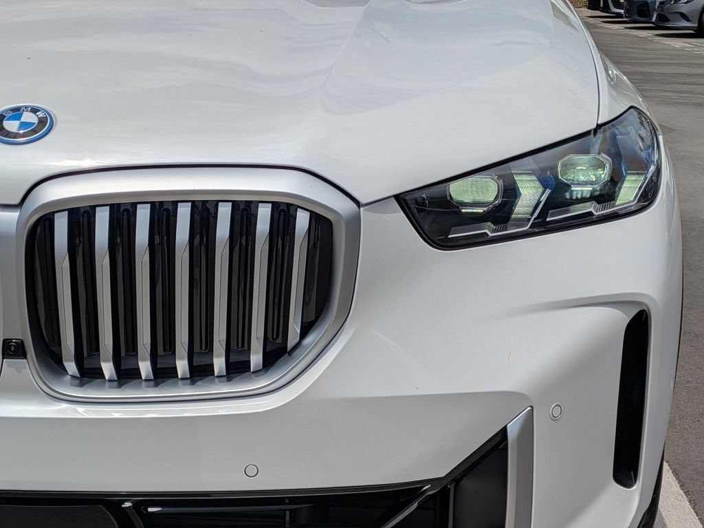 New 2026 BMW X5 xDrive50e w/ Executive Package AWD/4WD image 22