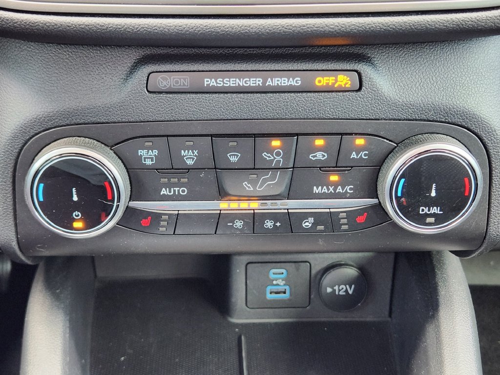 Used 2023 Ford Escape Active w/ Cold Weather Package FWD image 22
