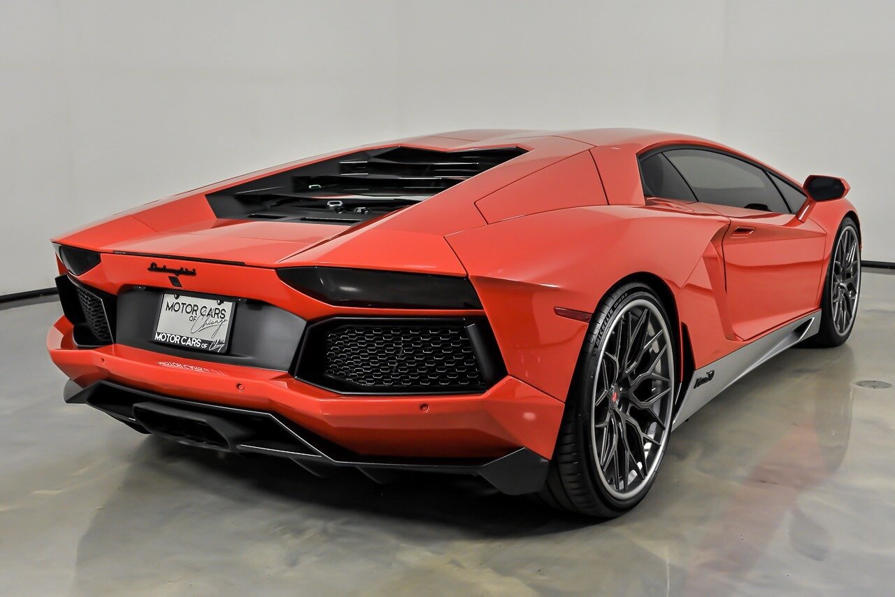 Used 2017 Lamborghini Aventador LP 700-4 AWD/4WD image 10