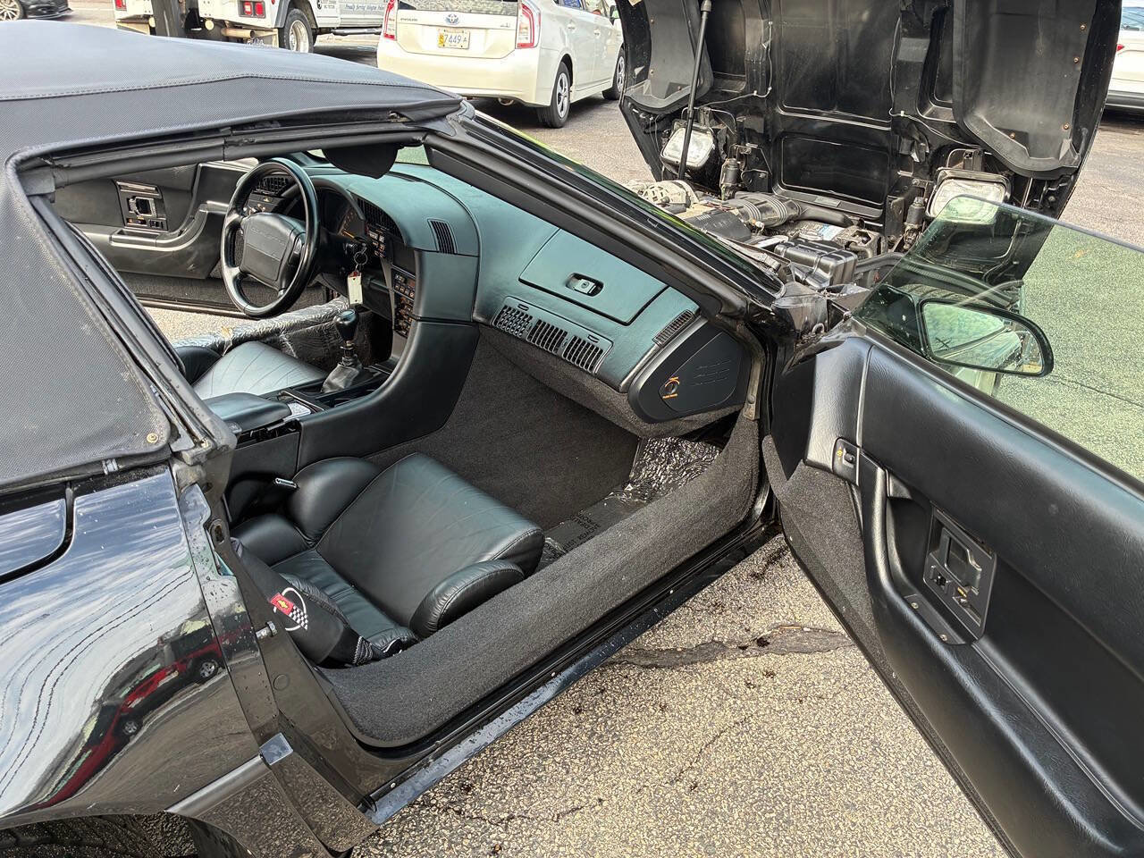Used 1992 Chevrolet Corvette Convertible image 16