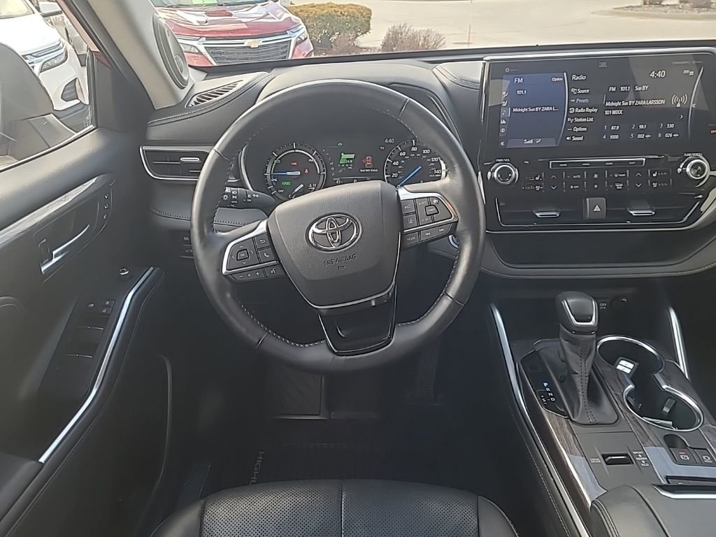 Used 2020 Toyota Highlander Limited AWD/4WD image 15