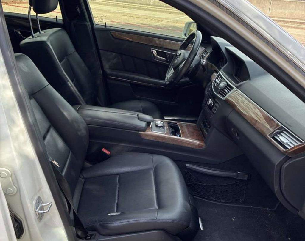 Used 2012 Mercedes-Benz E 350 Sedan image 3