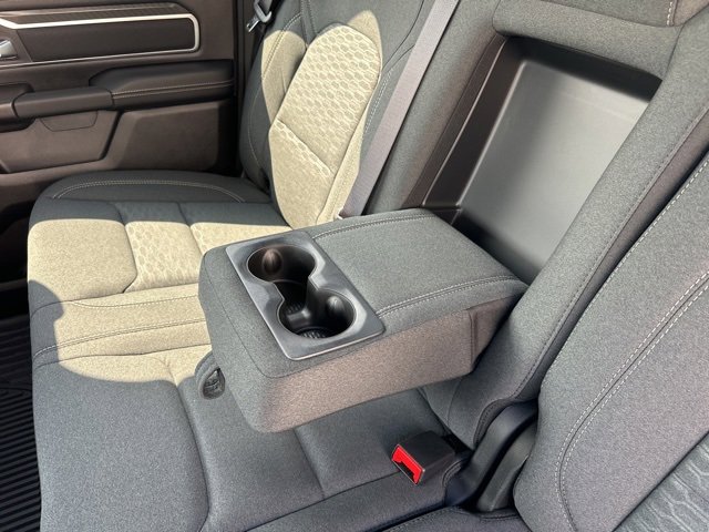 New 2026 RAM 1500 4x4 Crew Cab image 35