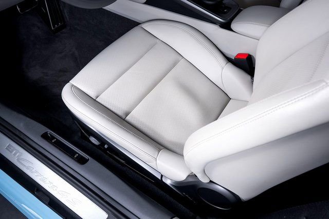 Used 2024 Porsche 911 Carrera 4S image 18
