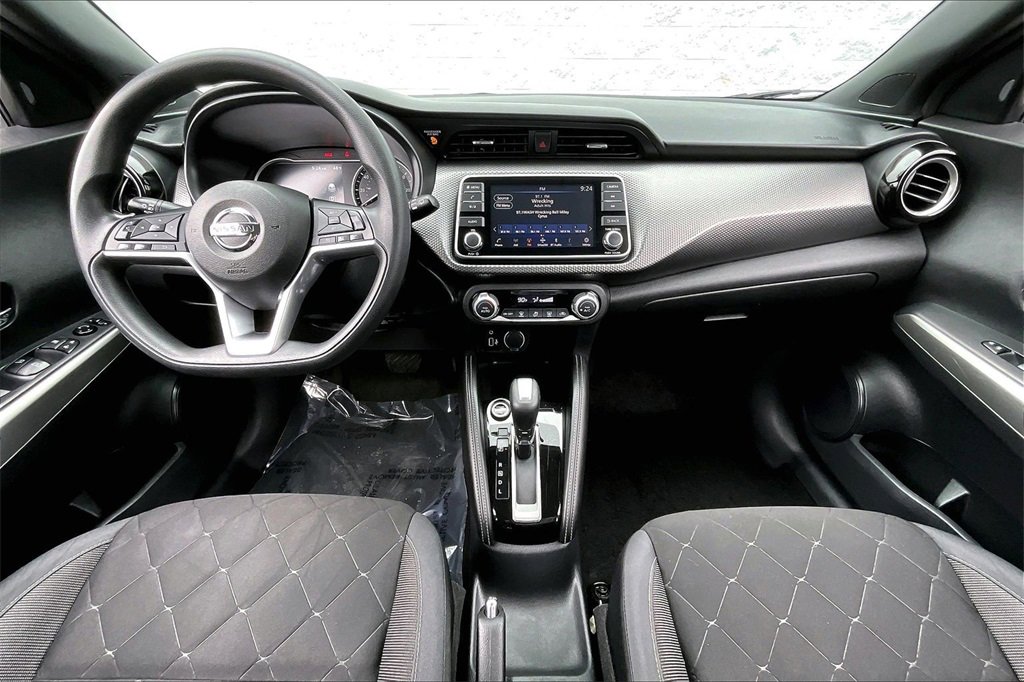 Certified 2019 Nissan Kicks SV image 15