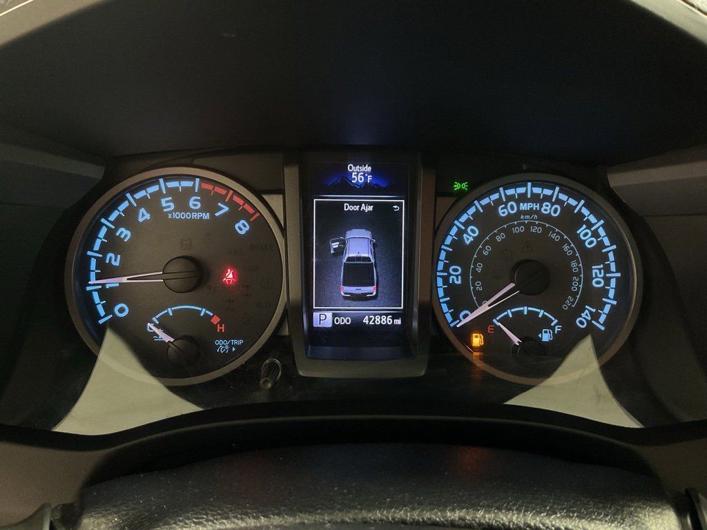 Used 2020 Toyota Tacoma TRD Sport image 24