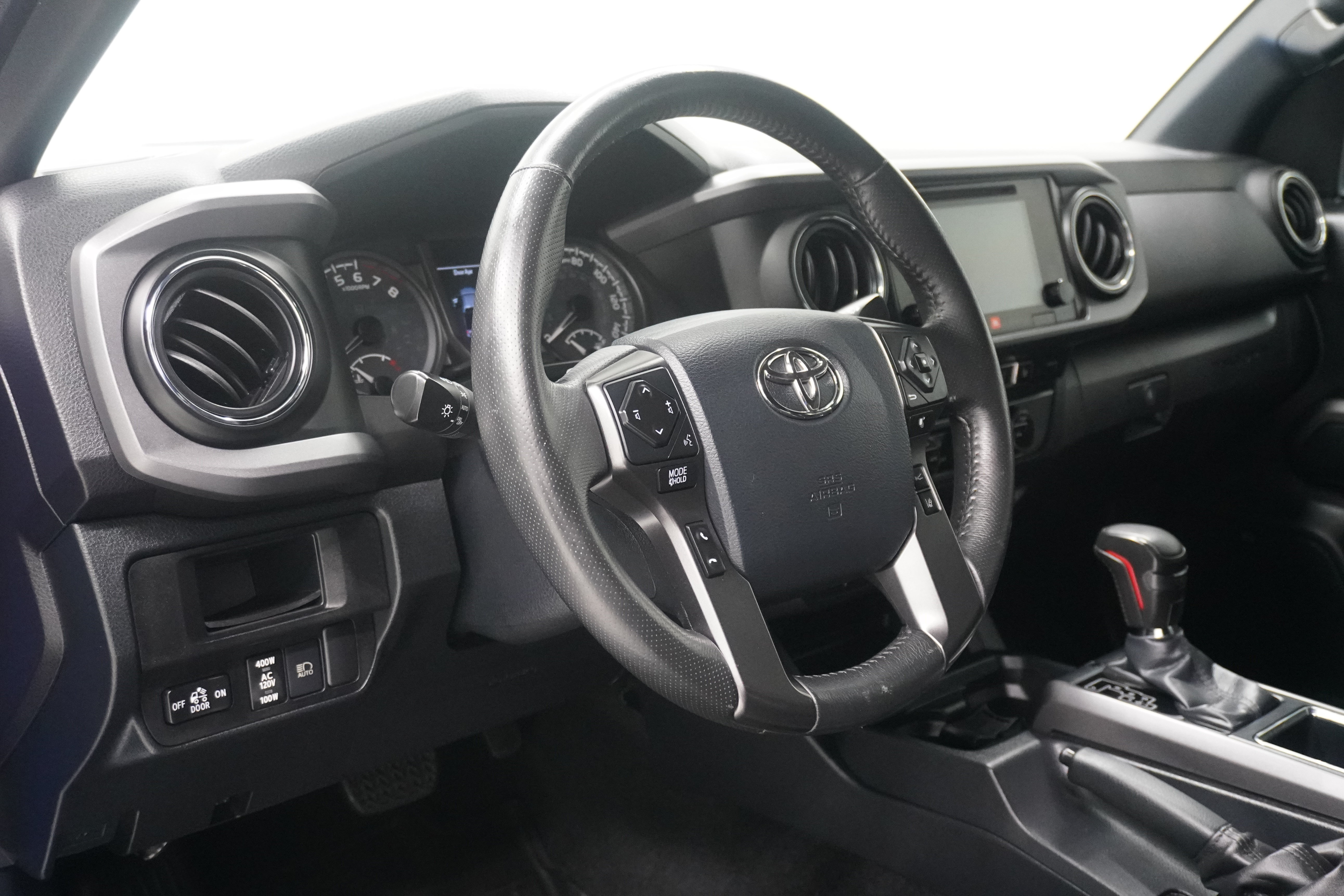 Used 2019 Toyota Tacoma TRD Pro AWD/4WD image 10